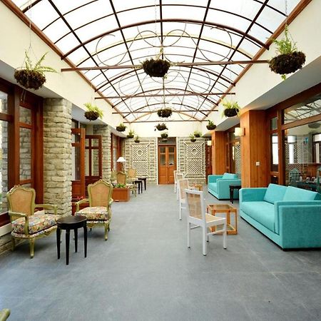 Blusalzz Escapade Anant Rasa Resort - Ranikhet Shitlakhet Ngoại thất bức ảnh