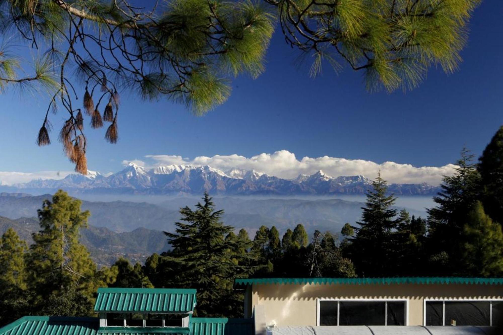 Blusalzz Escapade Anant Rasa Resort - Ranikhet Shitlakhet Ngoại thất bức ảnh