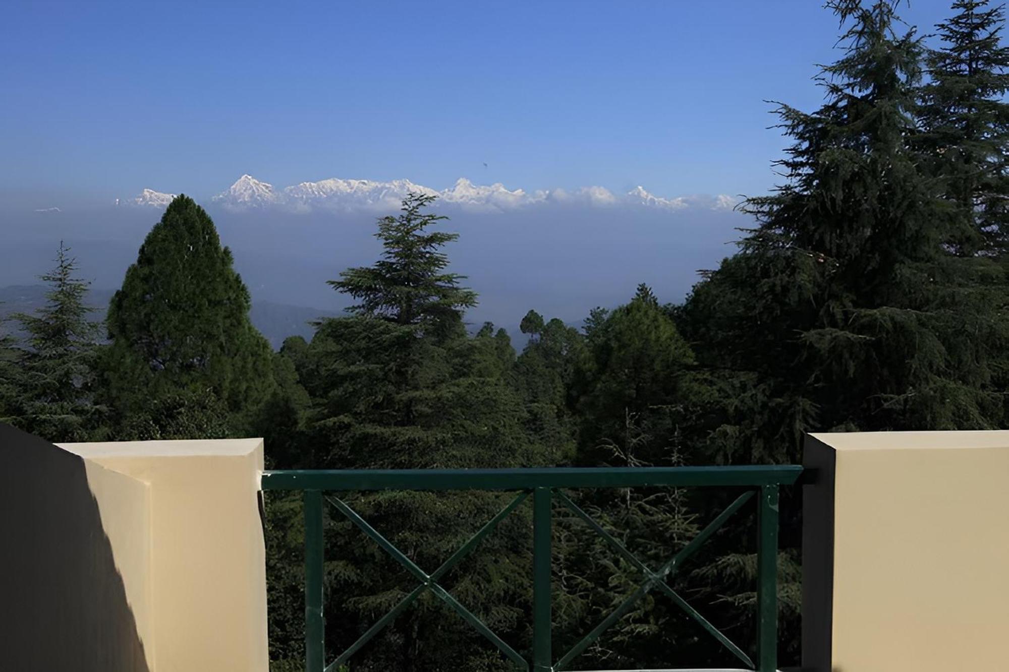 Blusalzz Escapade Anant Rasa Resort - Ranikhet Shitlakhet Ngoại thất bức ảnh